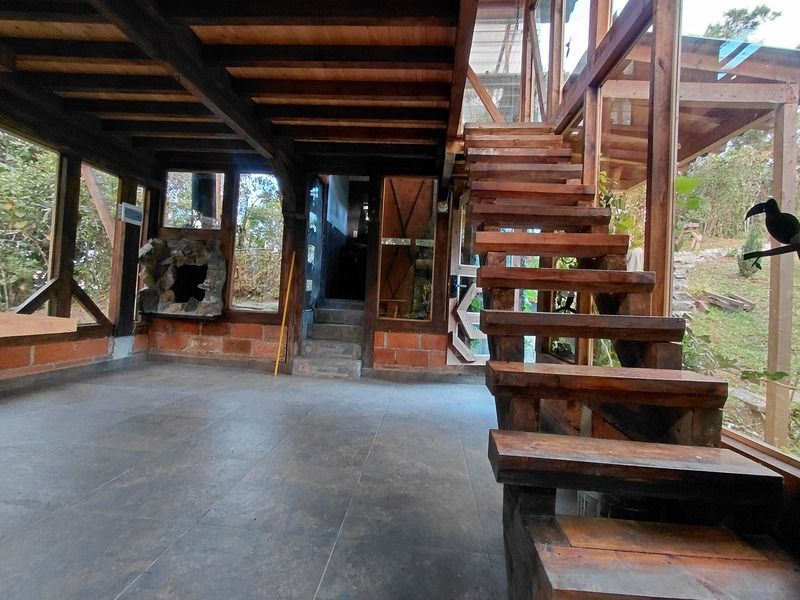 Finca en arriendo ubicada en Medellín, sector La Cruz - 2