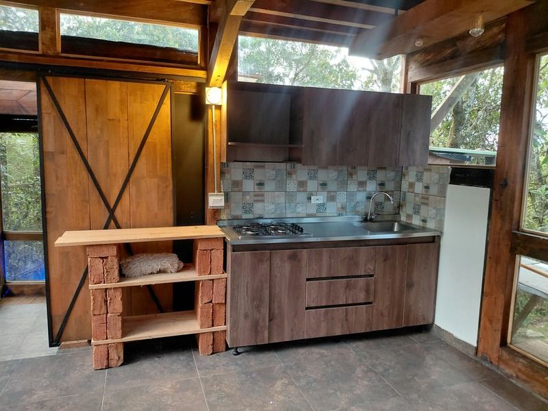 Finca en arriendo ubicada en Medellín, sector La Cruz - 4