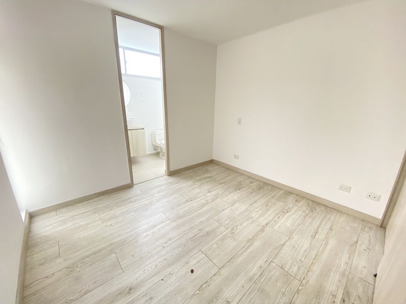 CASA EN ARRIENDO UBICADA EN RIONEGRO SECTOR GUALANDAY - 7