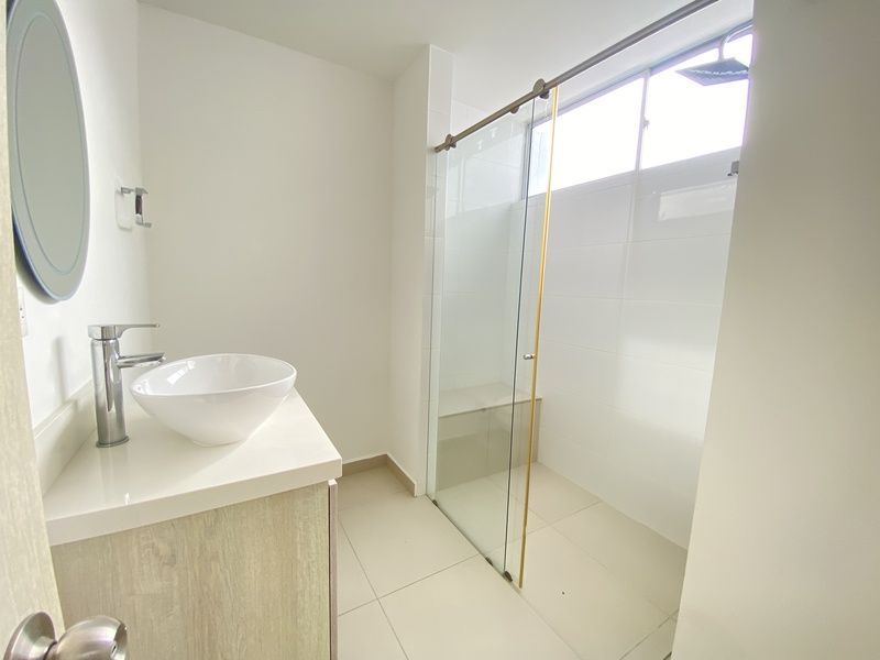 CASA EN ARRIENDO UBICADA EN RIONEGRO SECTOR GUALANDAY - 14