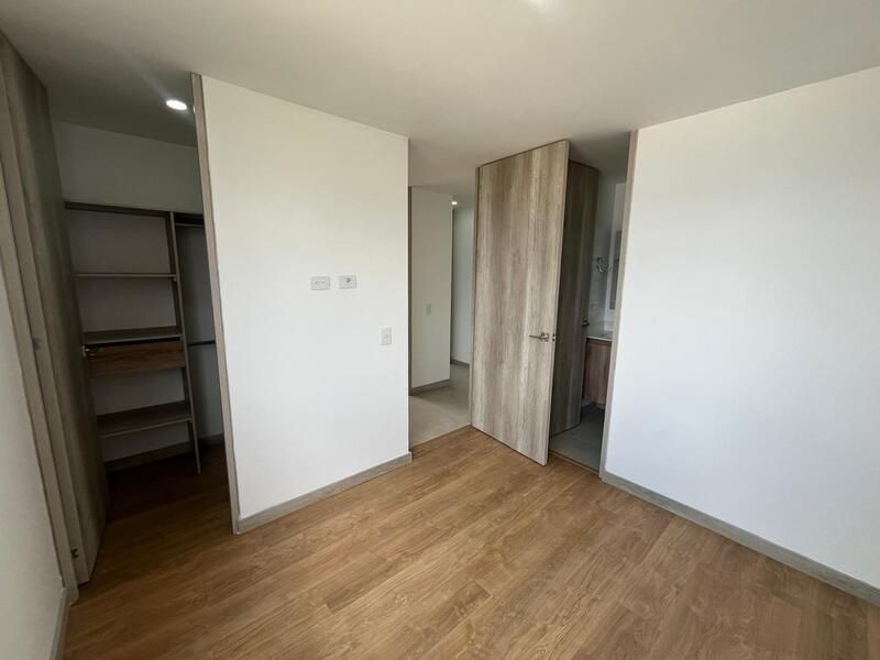 APARTAMENTO EN ARRIENDO UBICADO EN EL POBLADO SECTOR CIUDAD DEL RIO - 4