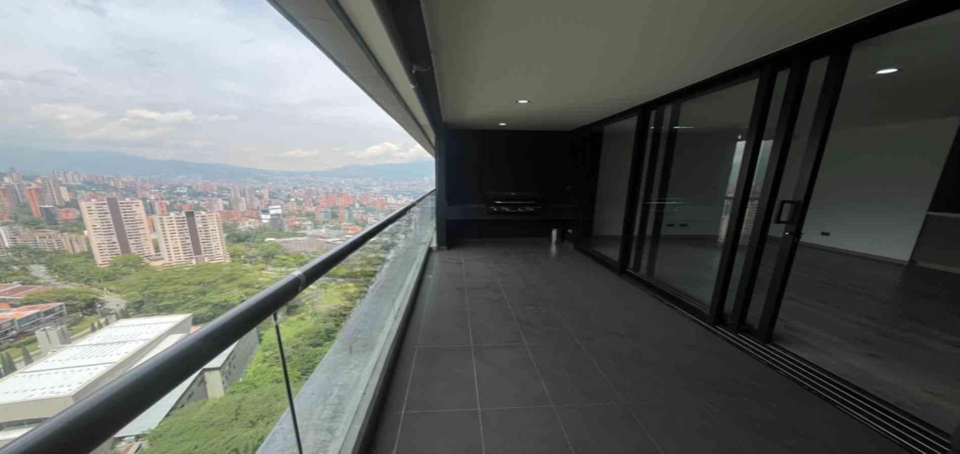 APARTAMENTO EN ARRIENDO UBICADO EN EL POBLADO SECTOR ALTO DEL POBLADO - 13