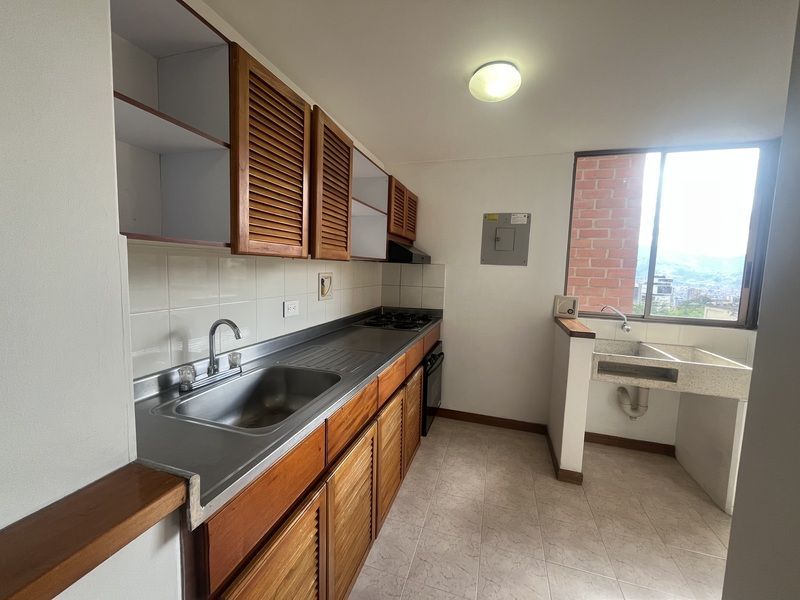 APARTAMENTO EN ARRIENDO UBICADO EN EL POBLADO SECTOR COLA DEL ZORRO - 4
