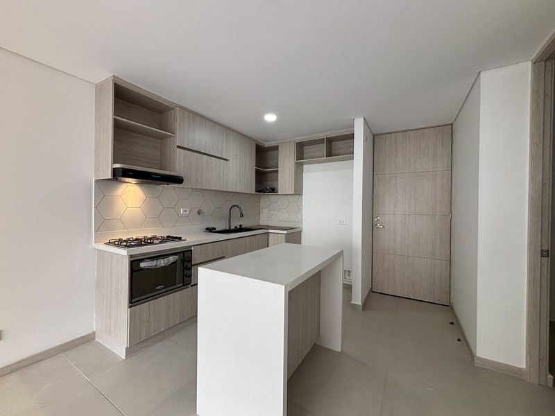 APARTAMENTO EN ARRIENDO UBICADO EN ENVIGADO SECTOR SEÑORIAL - 4