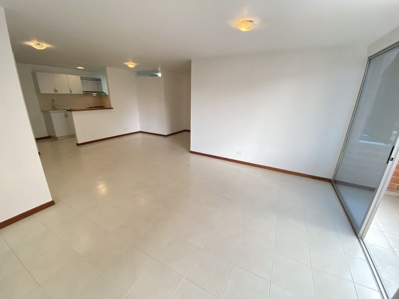 APARTAMENTO EN ARRIENDO UBICADO EN EL POBLADO SECTOR PATIO BONITO - 3