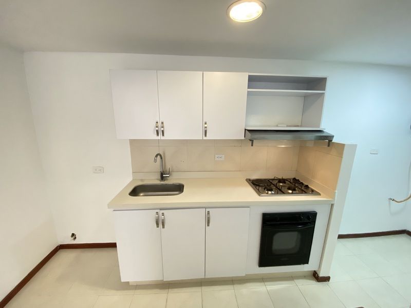 APARTAMENTO EN ARRIENDO UBICADO EN EL POBLADO SECTOR PATIO BONITO - 5