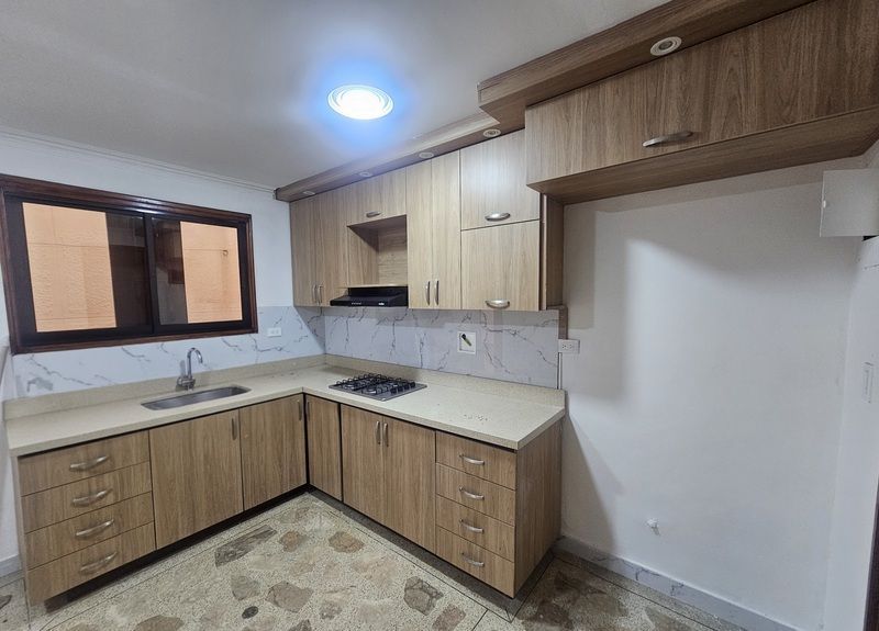CASA EN ARRIENDO UBICADA EN EL POBLADO SECTOR LOMA DEL INDIO - 6