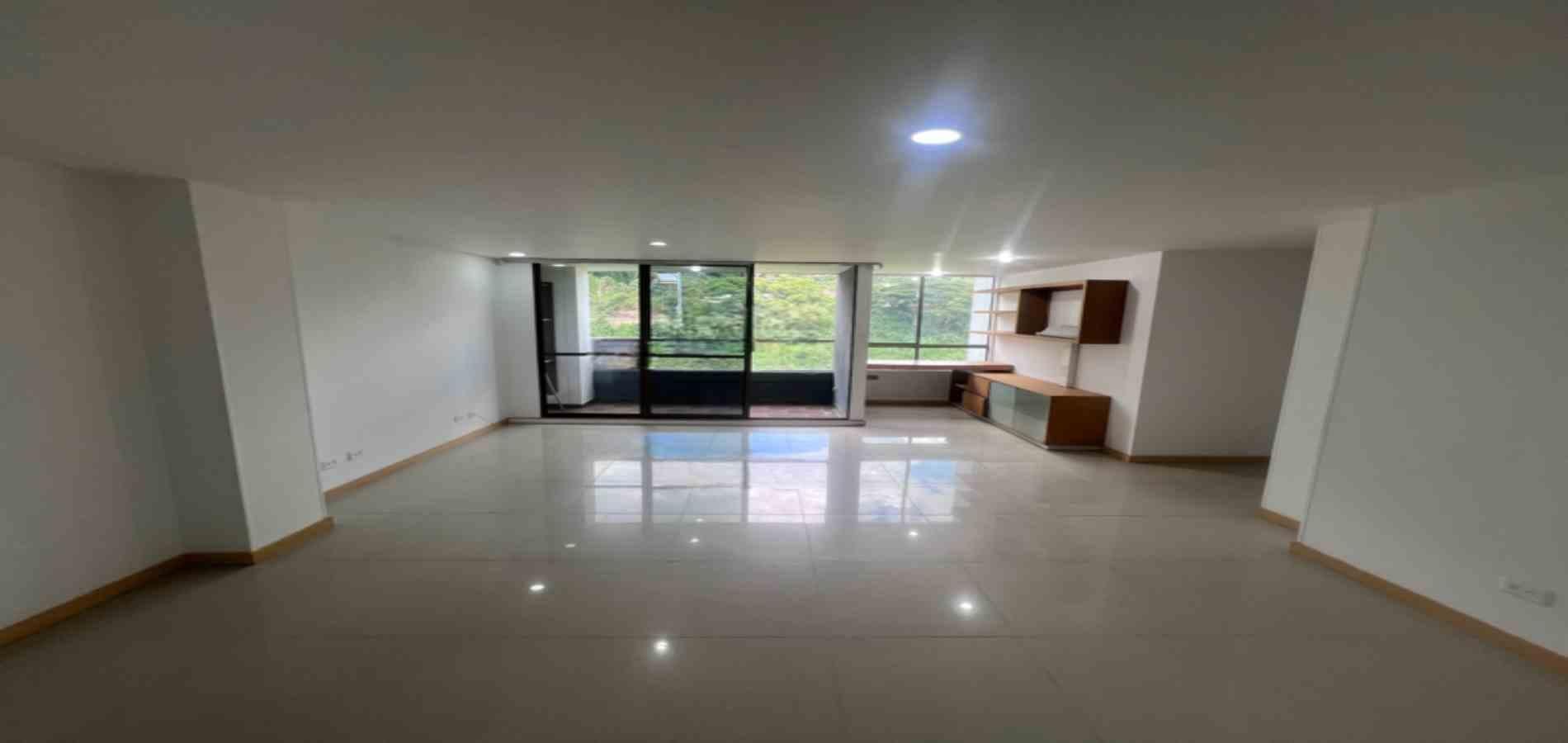 APARTAMENTO EN ARRIENDO UBICADO EN EL POBLADO SECTOR LOMA EL ENCIERRO - 2