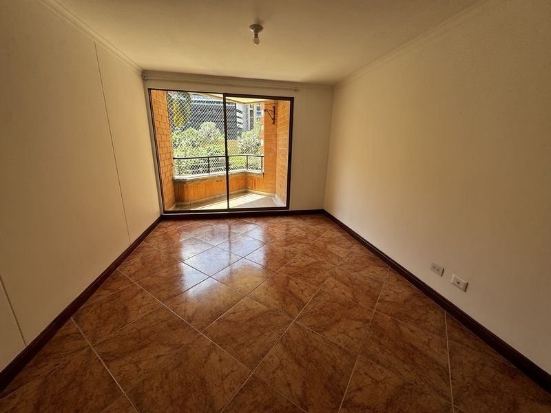 APARTAMENTO EN ARRIENDO UBICADO EN EL POBLADO SECTOR PALMAS - 4