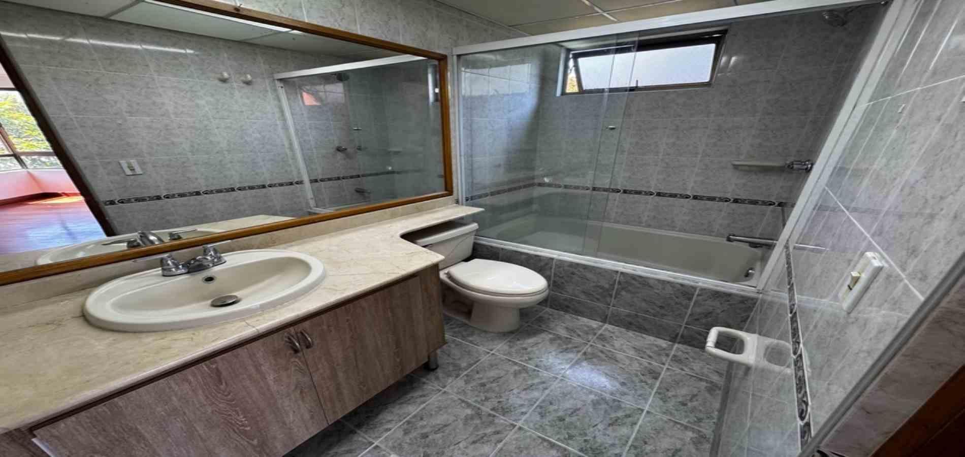 APARTAMENTO EN ARRIENDO UBICADO EN EL POBLADO SECTOR PALMAS - 18