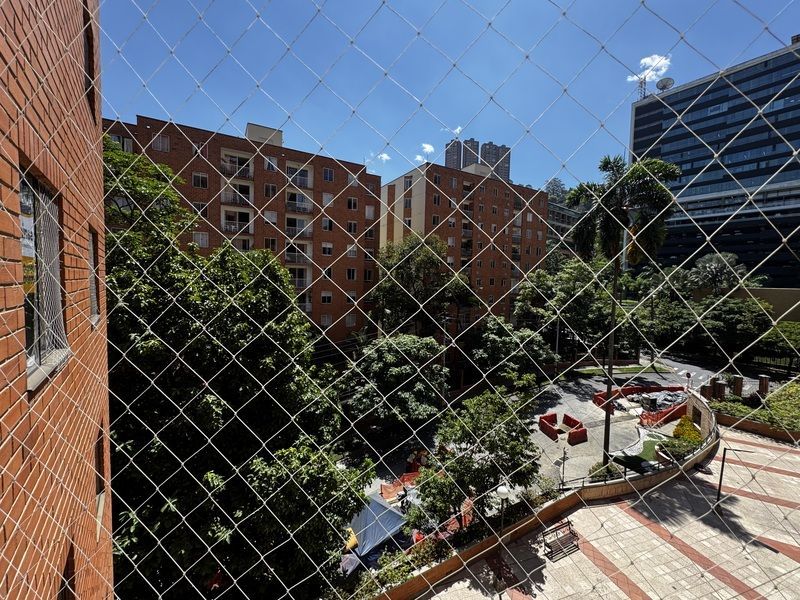 APARTAMENTO EN ARRIENDO UBICADO EN EL POBLADO SECTOR PALMAS - 21