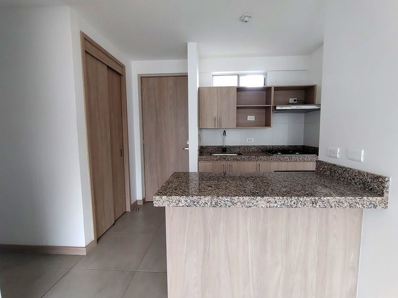 APARTAMENTO EN ARRIENDO UBICADO EN MEDELLIN SECTOR CALASANZ PARTE ALTA - 5
