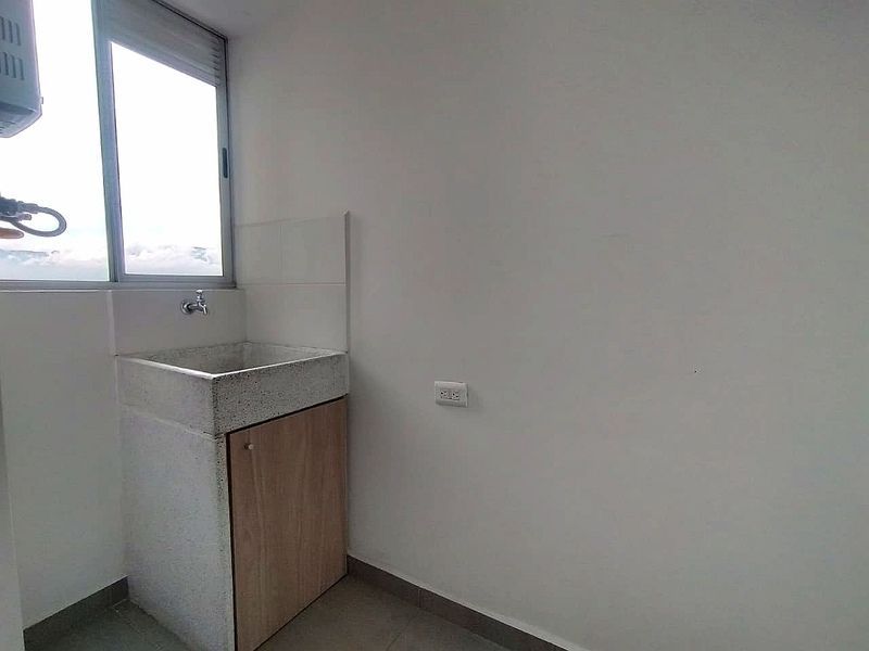 APARTAMENTO EN ARRIENDO UBICADO EN MEDELLIN SECTOR CALASANZ PARTE ALTA - 13