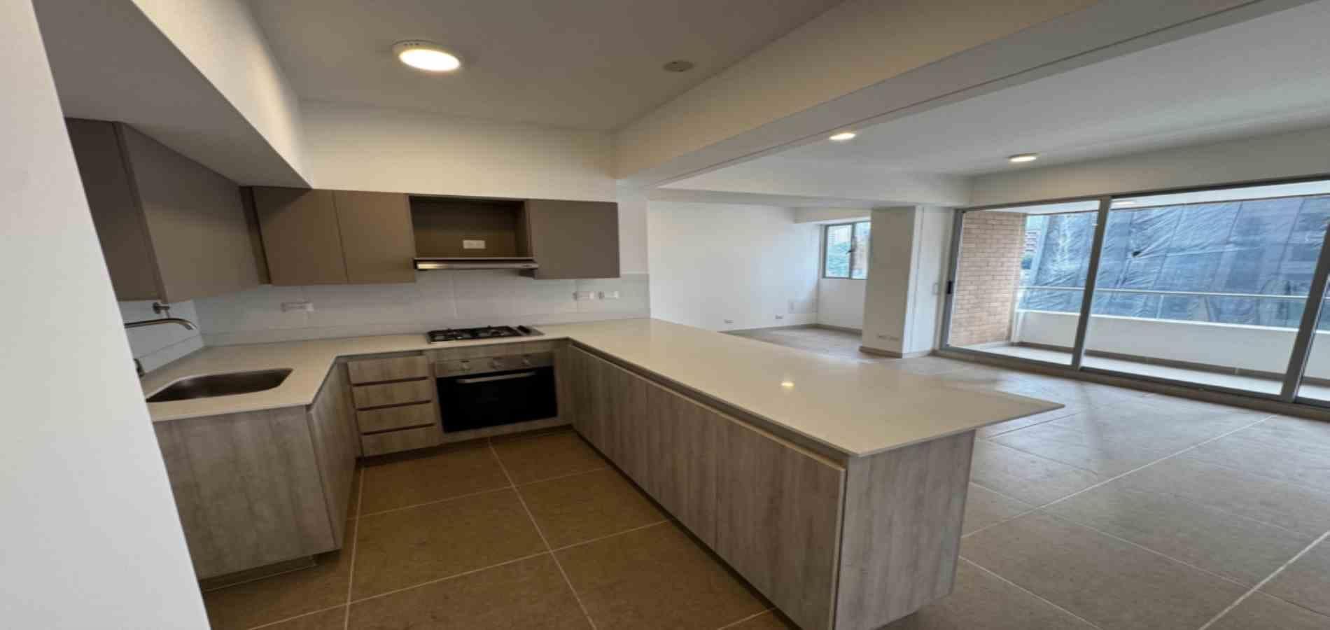 APARTAMENTO EN ARRIENDO UBICADO EN EL POBLADO SECTOR CIUDAD DEL RIO - 3