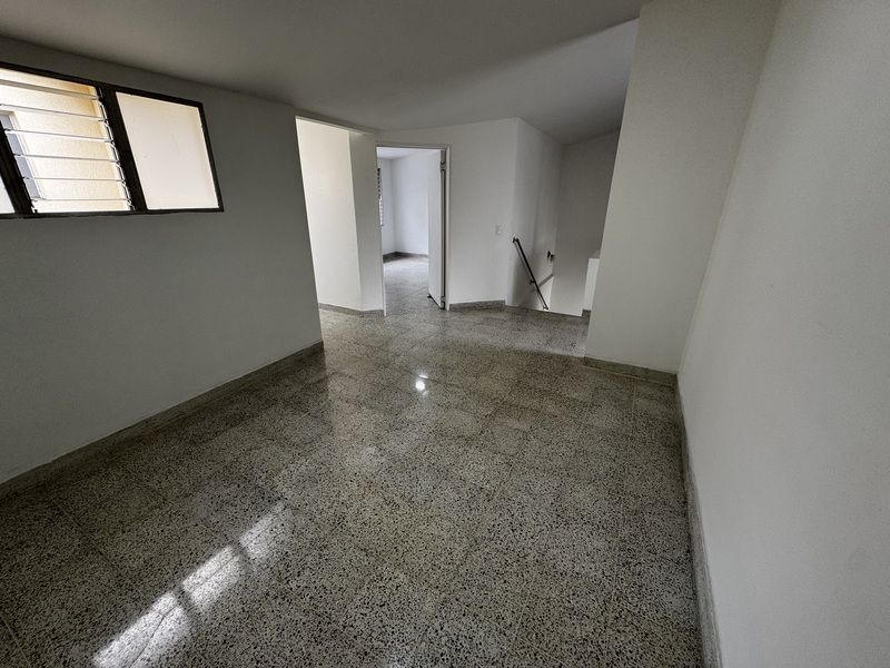 CASA EN ARRIENDO UBICADA EN MEDELLIN SECTOR FLORIDA NUEVA - 2