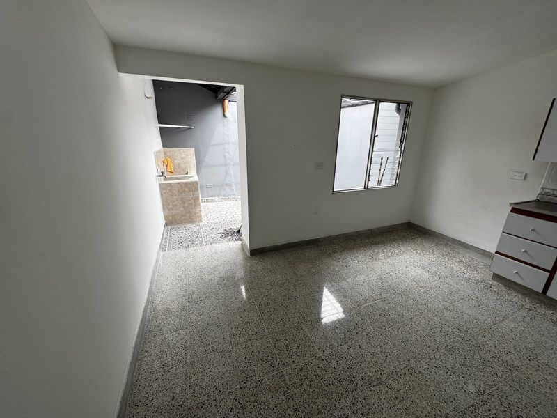 CASA EN ARRIENDO UBICADA EN MEDELLIN SECTOR FLORIDA NUEVA - 8