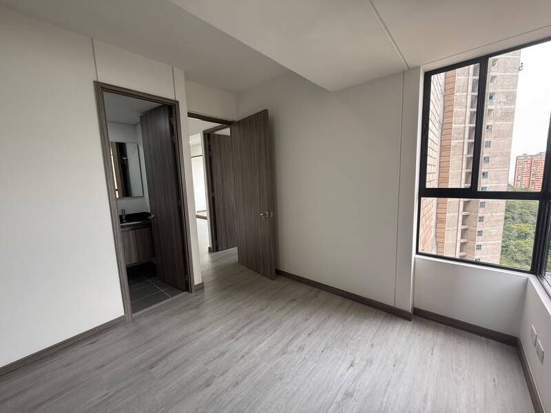 APARTAMENTO EN ARRIENDO UBICADO EN EL POBLADO SECTOR LAS PALMAS - 4