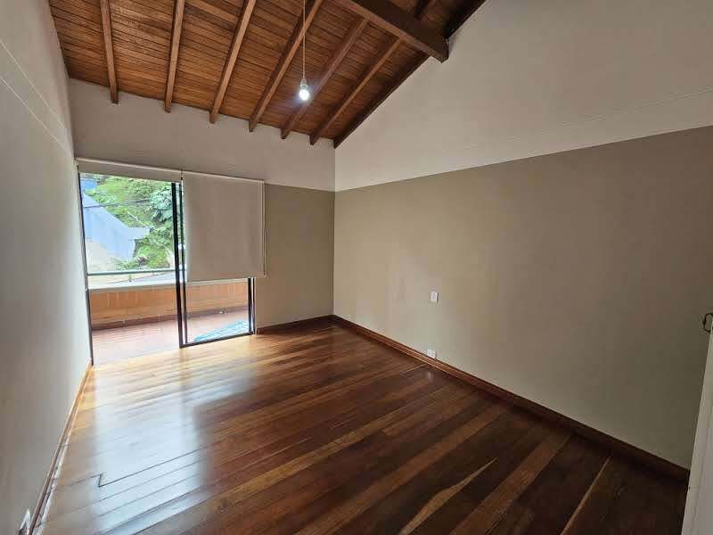 CASA EN ARRIENDO UBICADA EN EL POBLADO SECTOR LA INFERIOR - 12