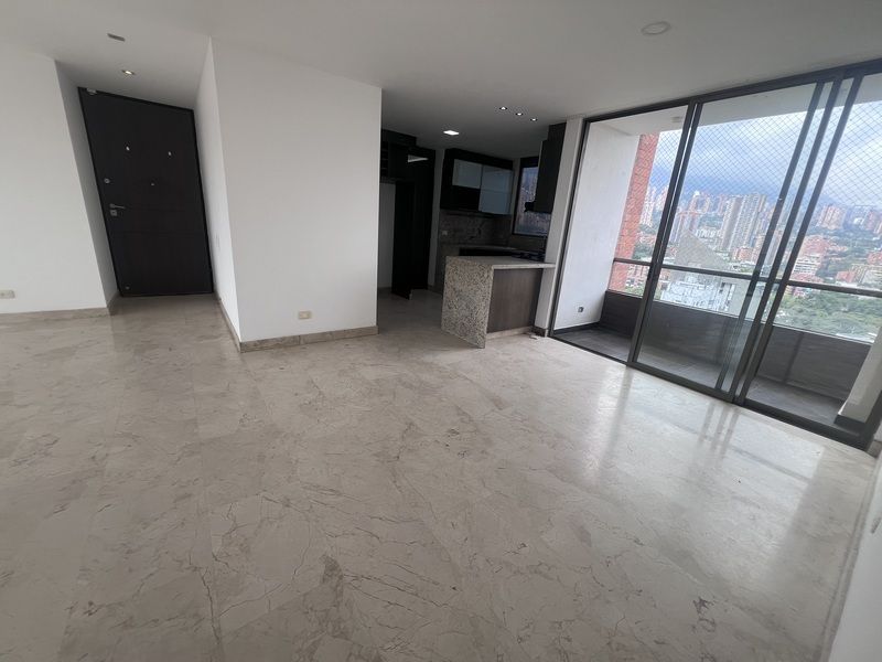 APARTAMENTO EN ARRIENDO UBICADO EN EL POBLADO SECTOR LALINDE - 2