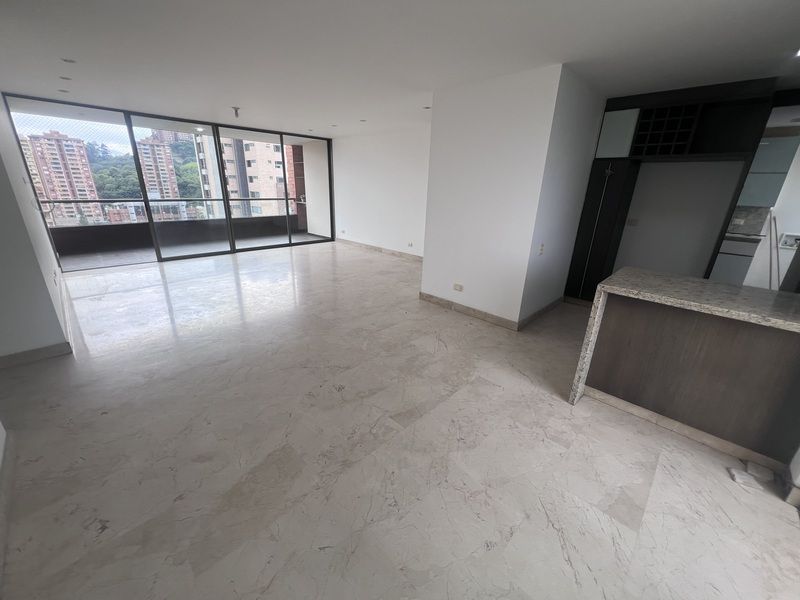 APARTAMENTO EN ARRIENDO UBICADO EN EL POBLADO SECTOR LALINDE - 4