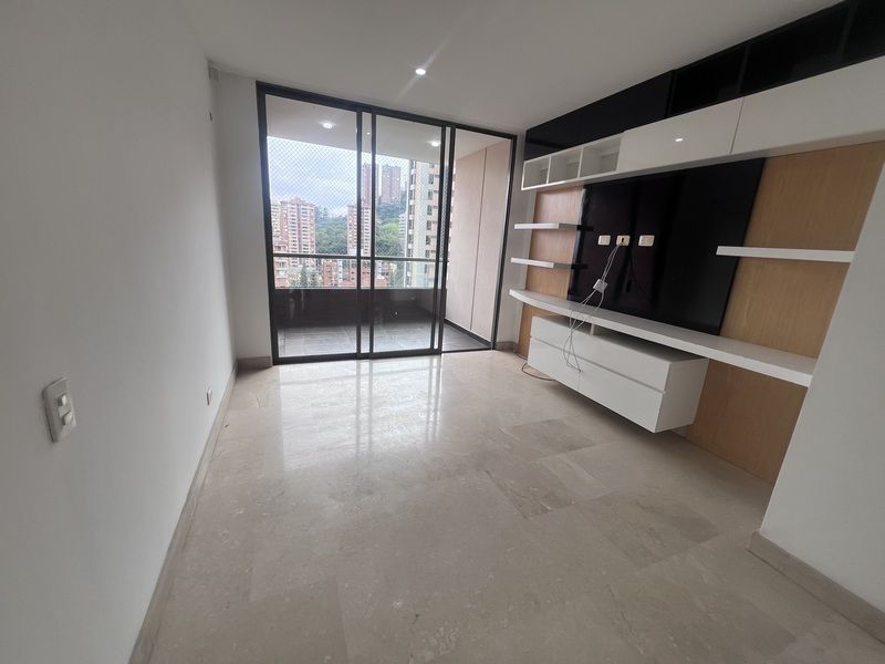 APARTAMENTO EN ARRIENDO UBICADO EN EL POBLADO SECTOR LALINDE - 7