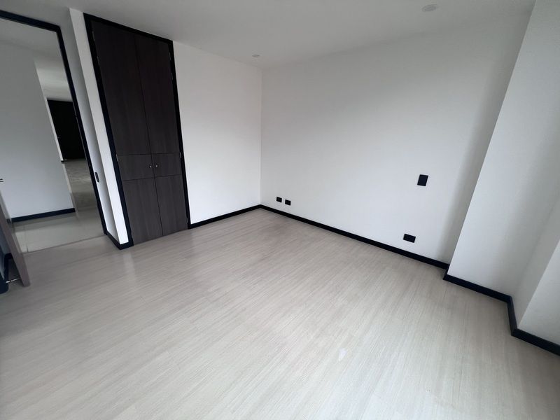 APARTAMENTO EN ARRIENDO UBICADO EN EL POBLADO SECTOR LALINDE - 4