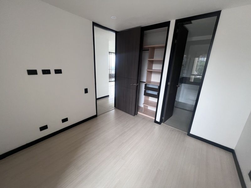 APARTAMENTO EN ARRIENDO UBICADO EN EL POBLADO SECTOR LALINDE - 8
