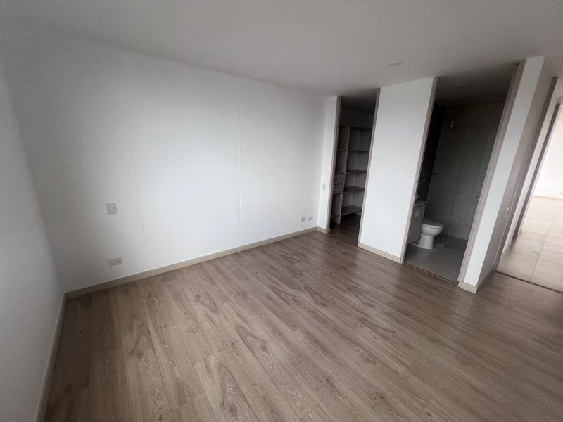 APARTAMENTO EN ARRIENDO UBICADO EN EL POBLADO SECTOR LOS GONZALES - 4