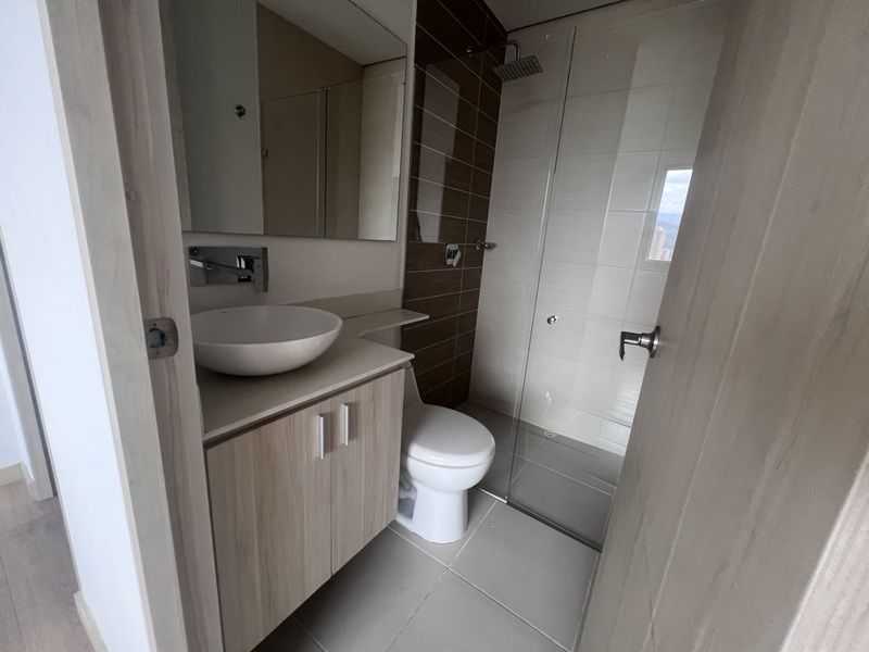 APARTAMENTO EN ARRIENDO UBICADO EN EL POBLADO SECTOR LOS GONZALES - 11