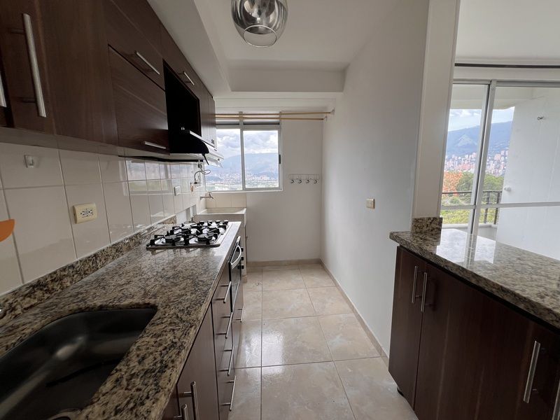 APARTAMENTO EN VENTA UBICADO EN MEDELLIN SECTOR RODEO ALTO - 4