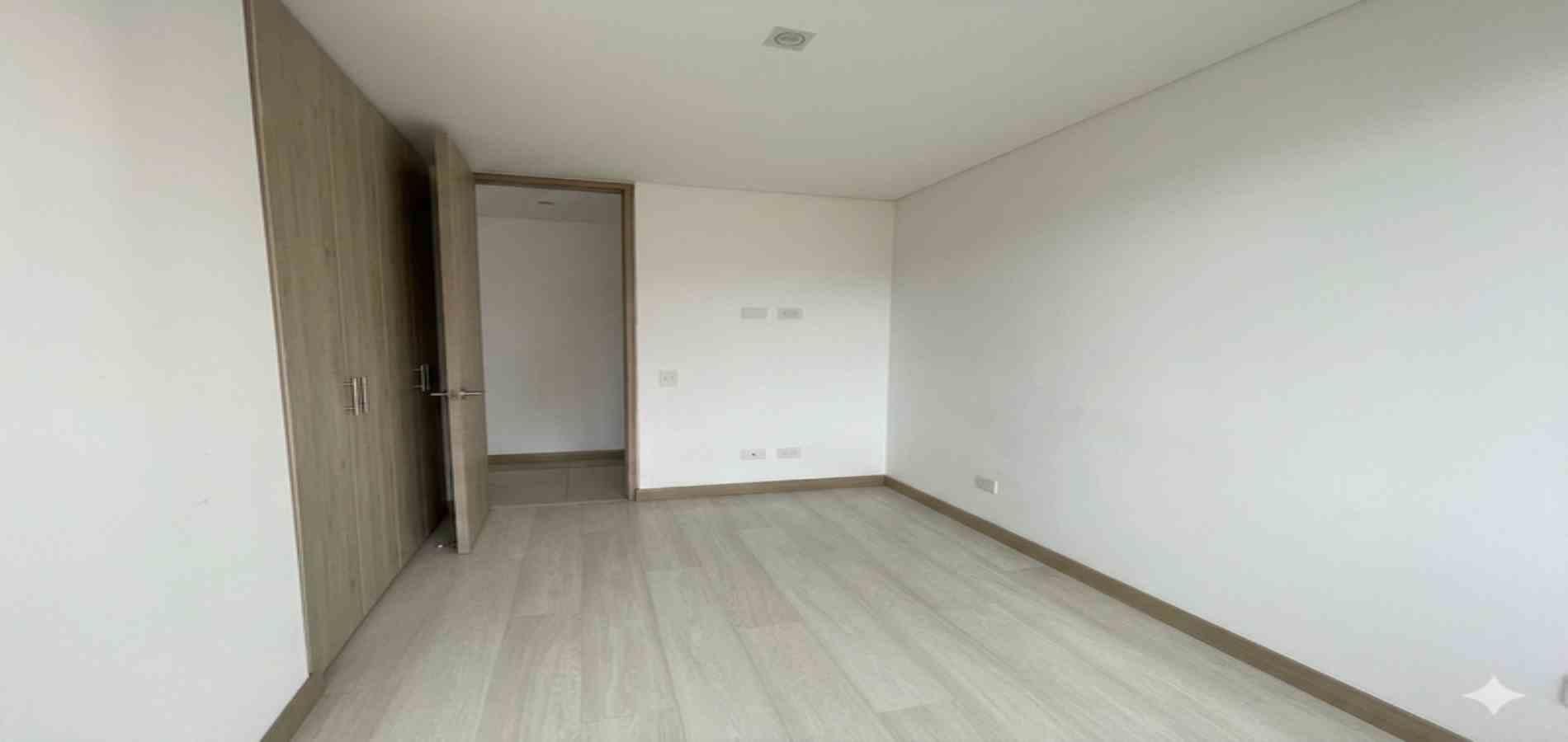 APARTAMENTO EN VENTA UBICADO EN ENVIGADO SECTOR LOMA ESMERALDAL - 8