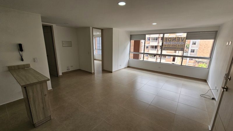 APARTAMENTO EN VENTA UBICADO EN MEDELLIN A SECTOR LAURELES - 3