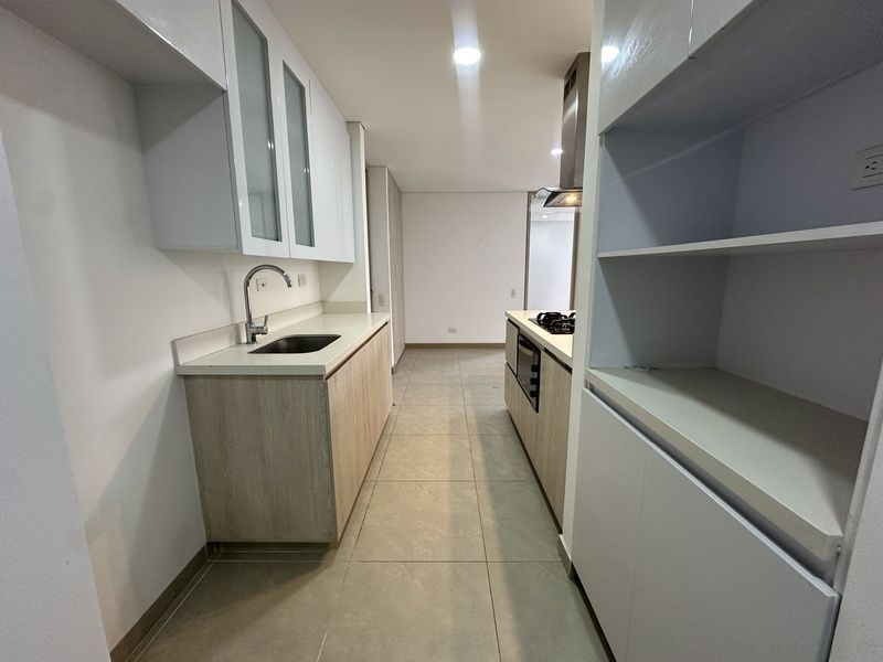 APARTAMENTO EN ARRIENDO UBICADO EN ENVIGADO SECTOR LOMA DE LAS BRUJAS - 4