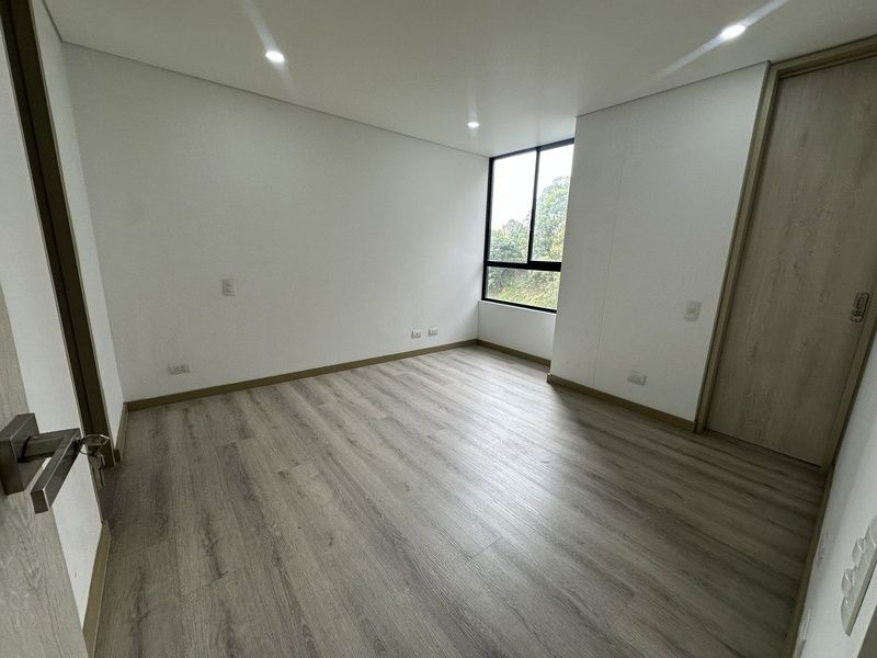APARTAMENTO EN ARRIENDO UBICADO EN ENVIGADO SECTOR LOMA DE LAS BRUJAS - 6