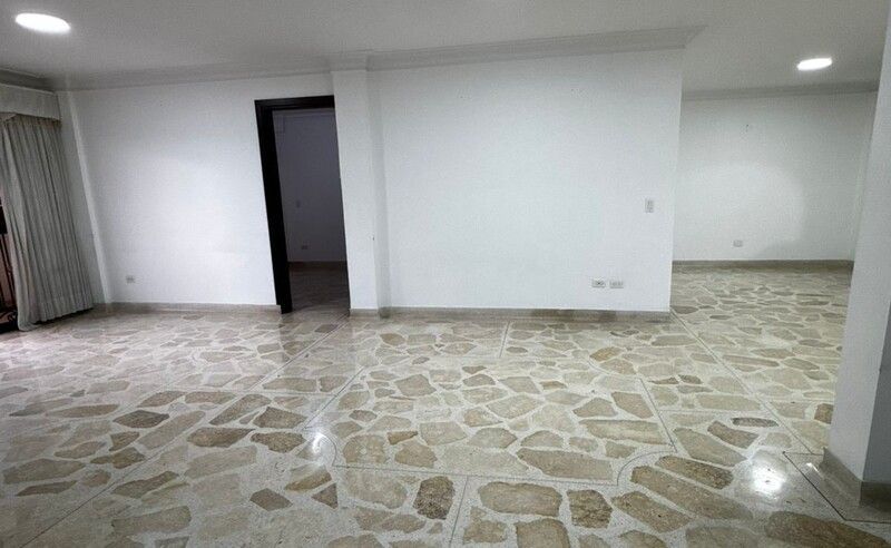 CASA EN ARRIENDO UBICADA EN MEDELLIN SECTOR LAURELES - 5