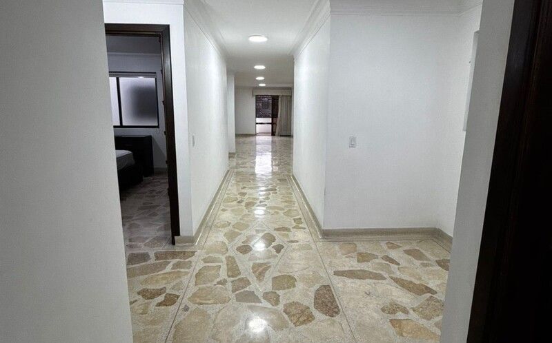 CASA EN ARRIENDO UBICADA EN MEDELLIN SECTOR LAURELES - 8
