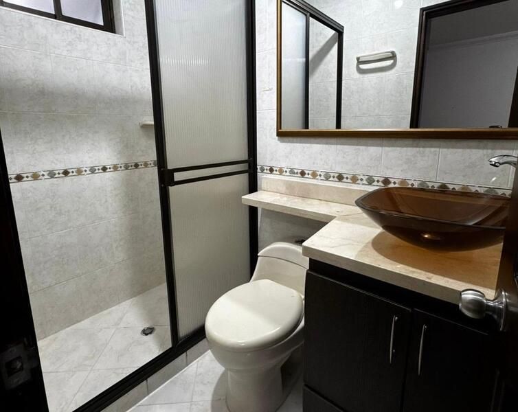 CASA EN ARRIENDO UBICADA EN MEDELLIN SECTOR LAURELES - 17