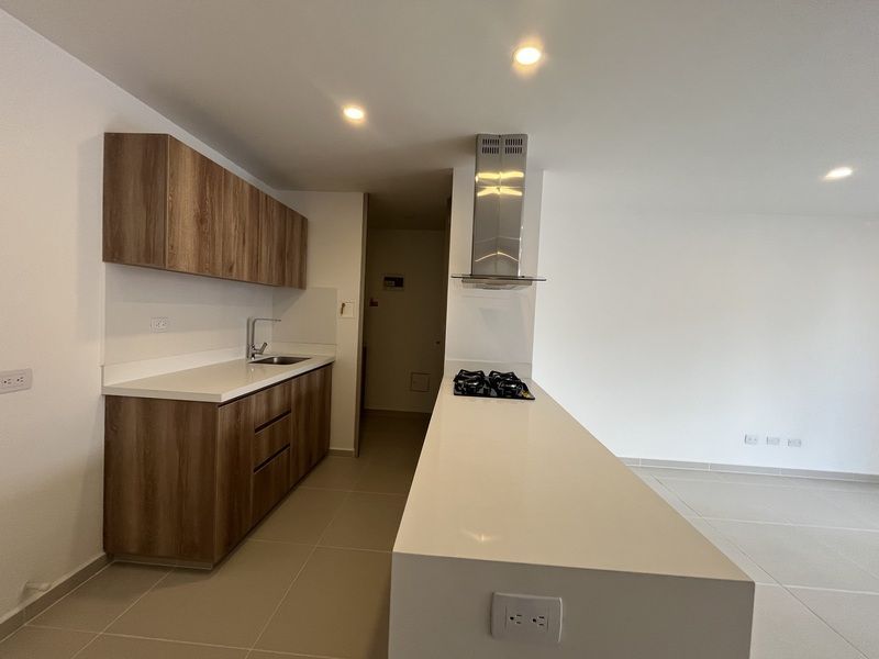 APARTAMENTO EN ARRIENDO UBICADO EN EL POBLADO SECTOR CIUDAD DEL RIO - 4
