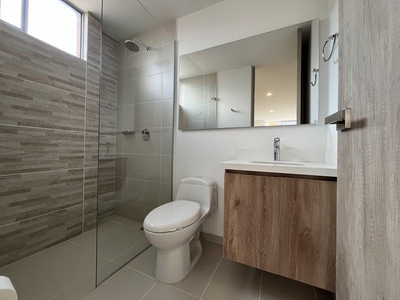 APARTAMENTO EN ARRIENDO UBICADO EN EL POBLADO SECTOR CIUDAD DEL RIO - 9