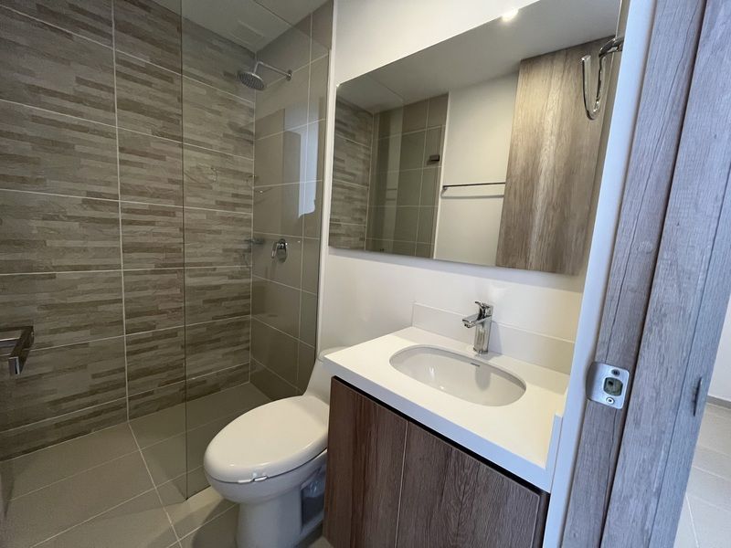 APARTAMENTO EN ARRIENDO UBICADO EN EL POBLADO SECTOR CIUDAD DEL RIO - 10