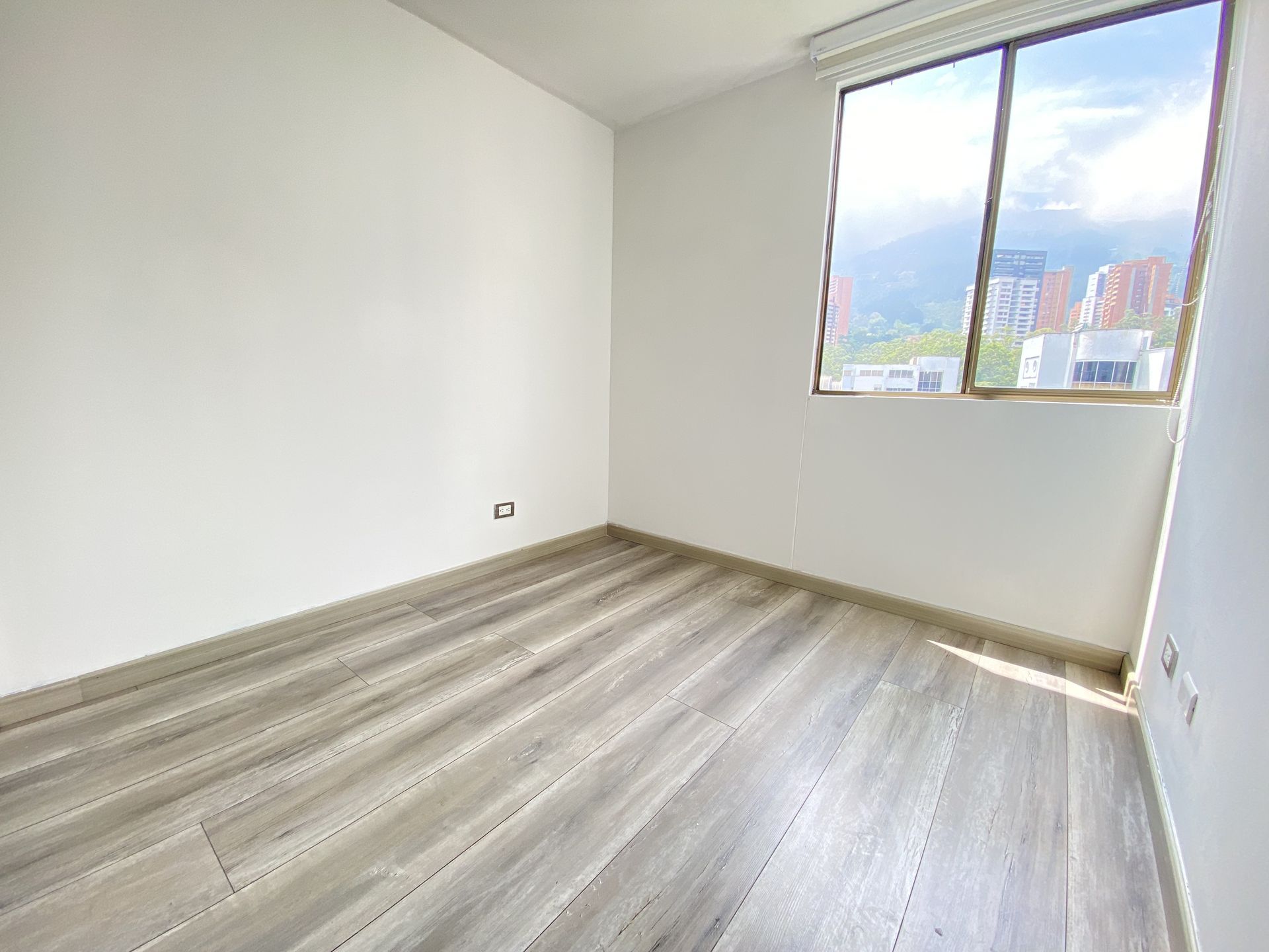 APARTAMENTO EN ARRIENDO UBICADO EN EL POBLADO SECTOR LINARES - 6