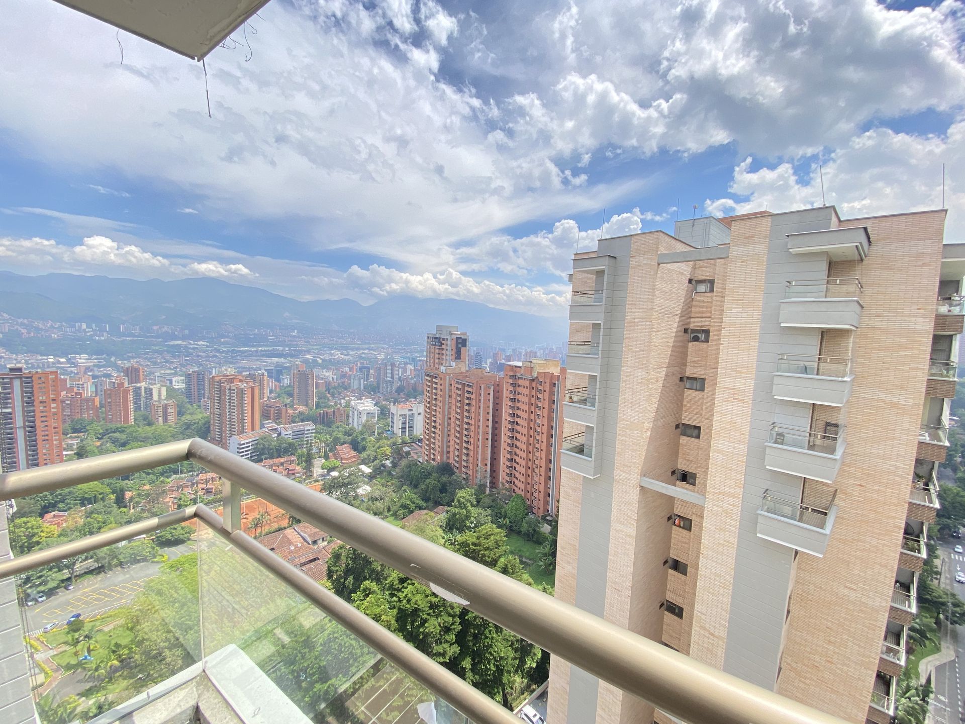APARTAMENTO EN ARRIENDO UBICADO EN EL POBLADO SECTOR LINARES - 14