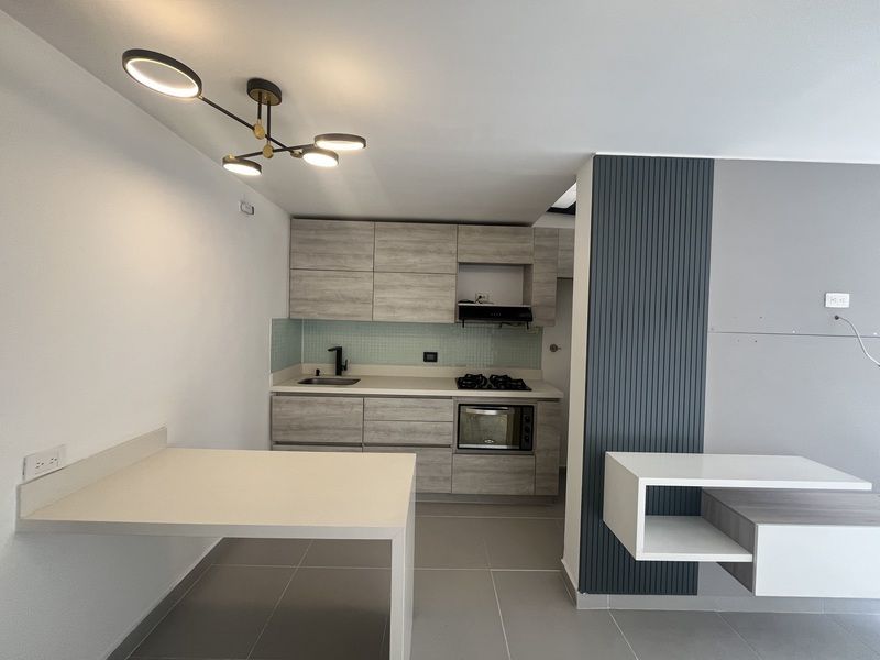 APARTAMENTO EN ARRIENDO UBICADO EN EL POBLADO SECTOR CASTROPOL - 2