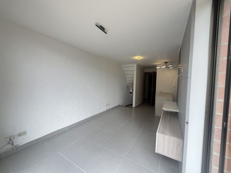 APARTAMENTO EN ARRIENDO UBICADO EN EL POBLADO SECTOR CASTROPOL - 5