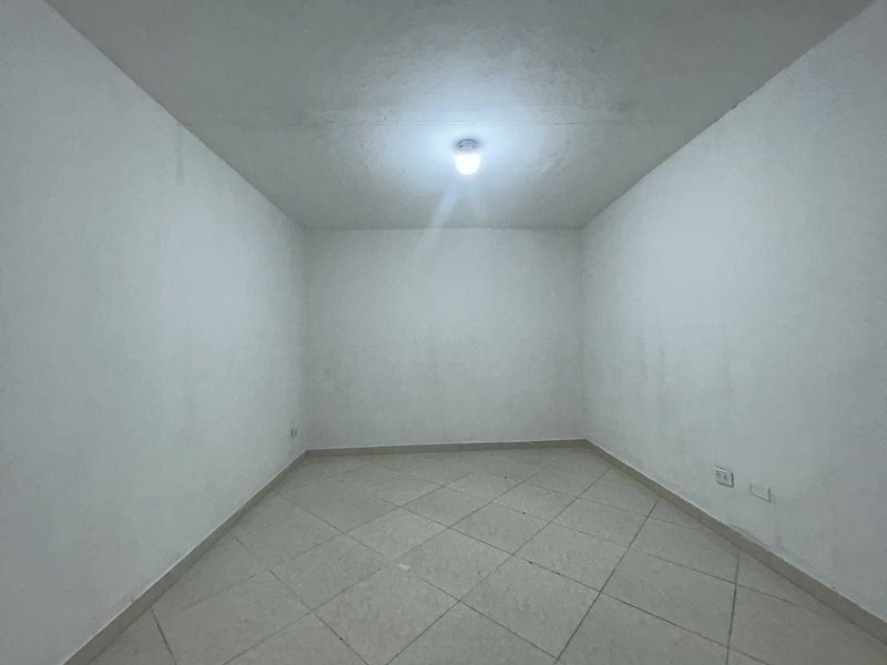 CASA EN ARRIENDO UBICADA EN MEDELLIN SECTOR BELEN ROSALES - 8