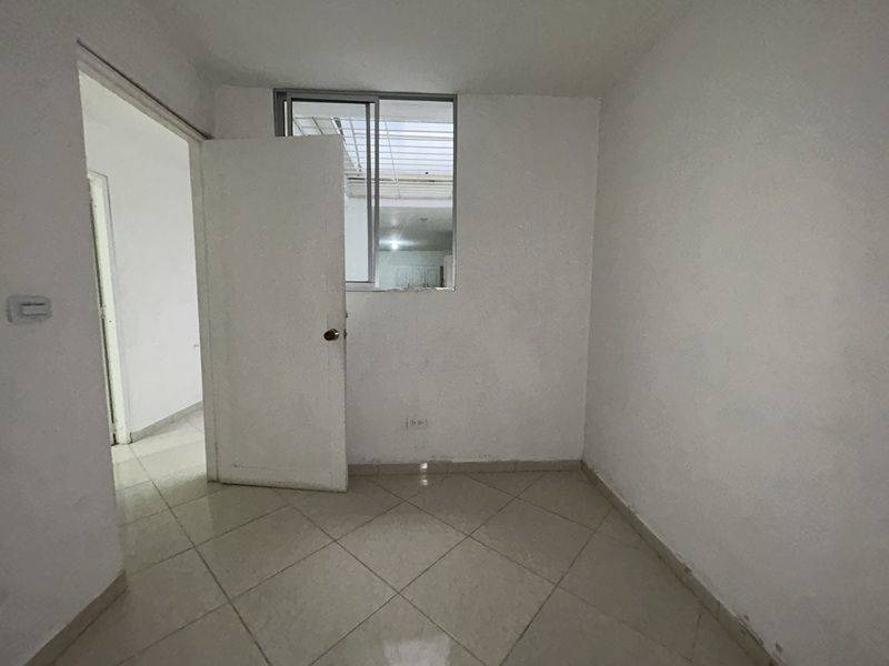 CASA EN ARRIENDO UBICADA EN MEDELLIN SECTOR BELEN ROSALES - 10