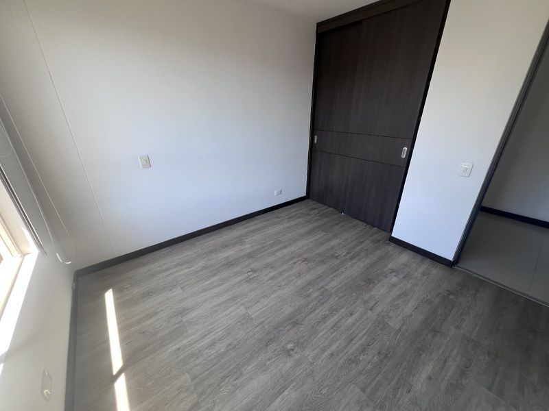 APARTAMENTO EN ARRIENDO UBICADO EN EL POBLADO SECTOR LALINDE - 6