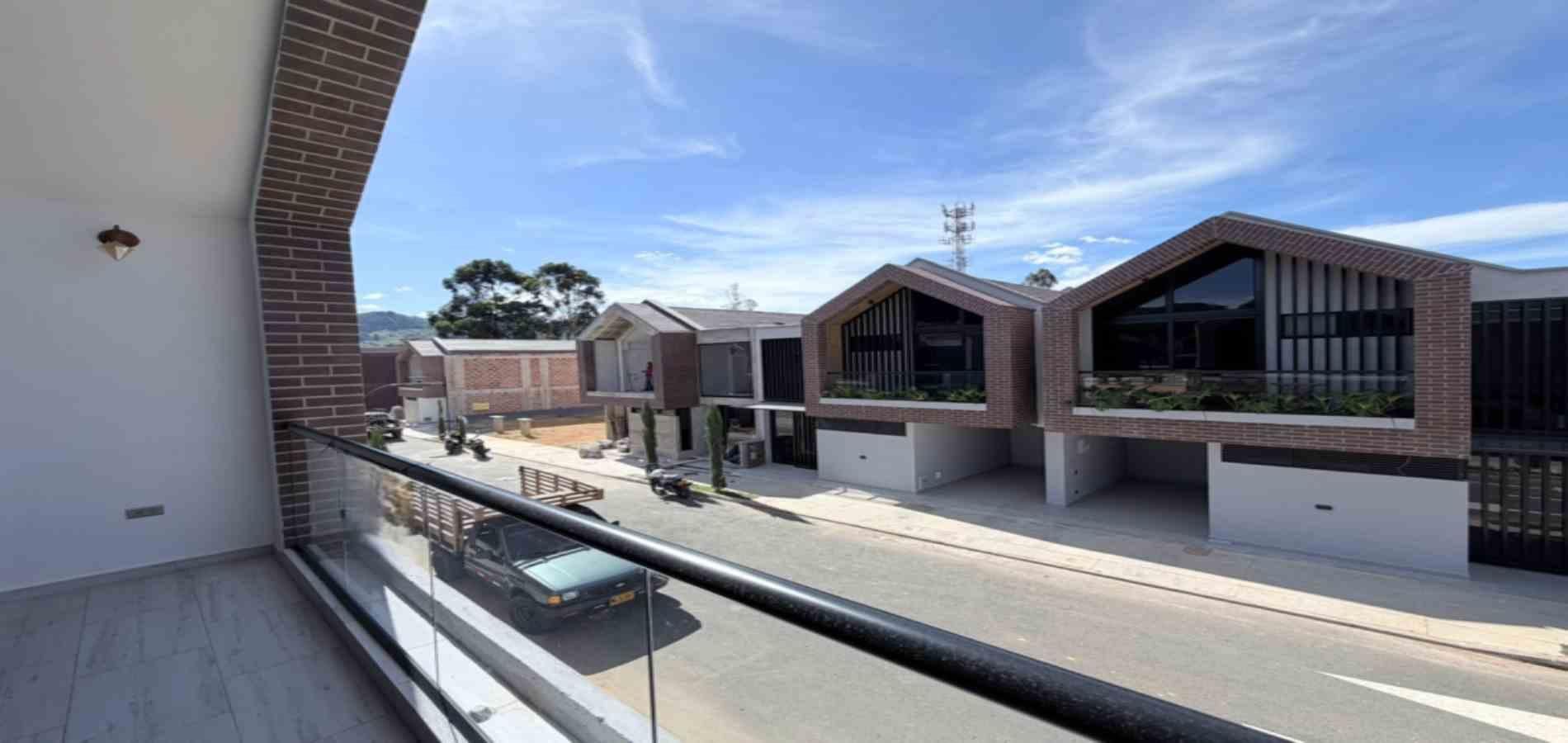 CASA EN VENTA UBICADA EN LA CEJA SECTOR LA FLORESTA - 13