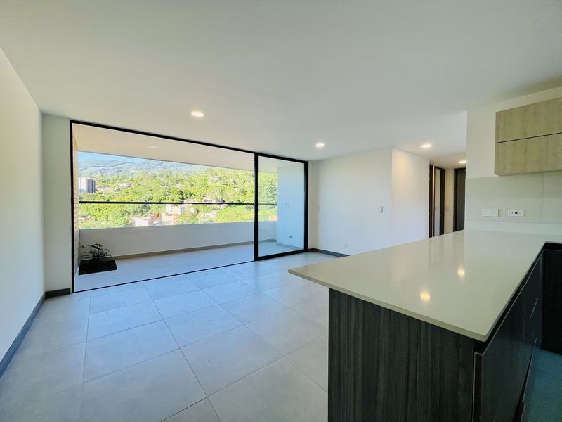 APARTAMENTO EN VENTA UBICADO EN ENVIGADO SECTOR CAMINO VERDE - 2