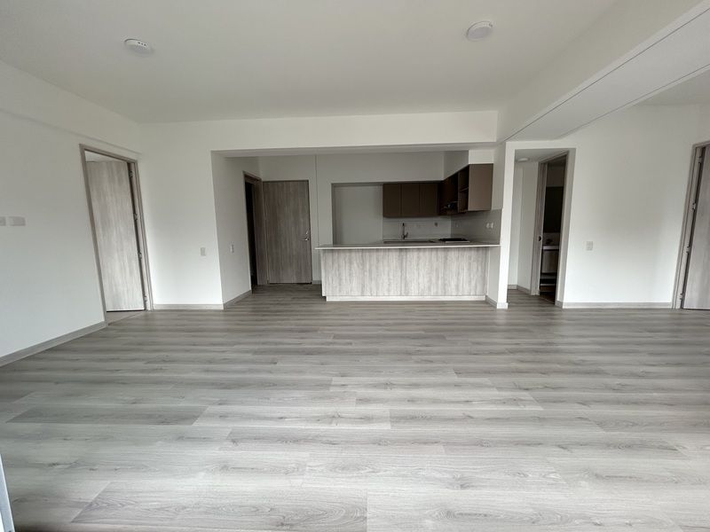 APARTAMENTO EN VENTA UBICADO EN EL POBLADO SECTOR CIUDAD DEL RIO - 2